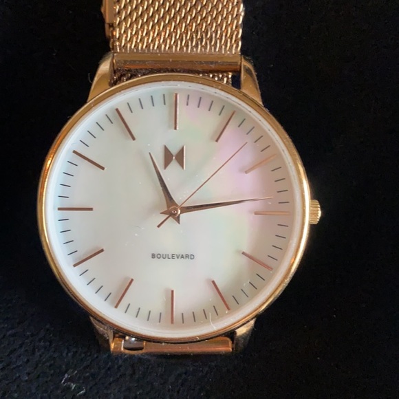 MVMT woman’s watch - Picture 2 of 9